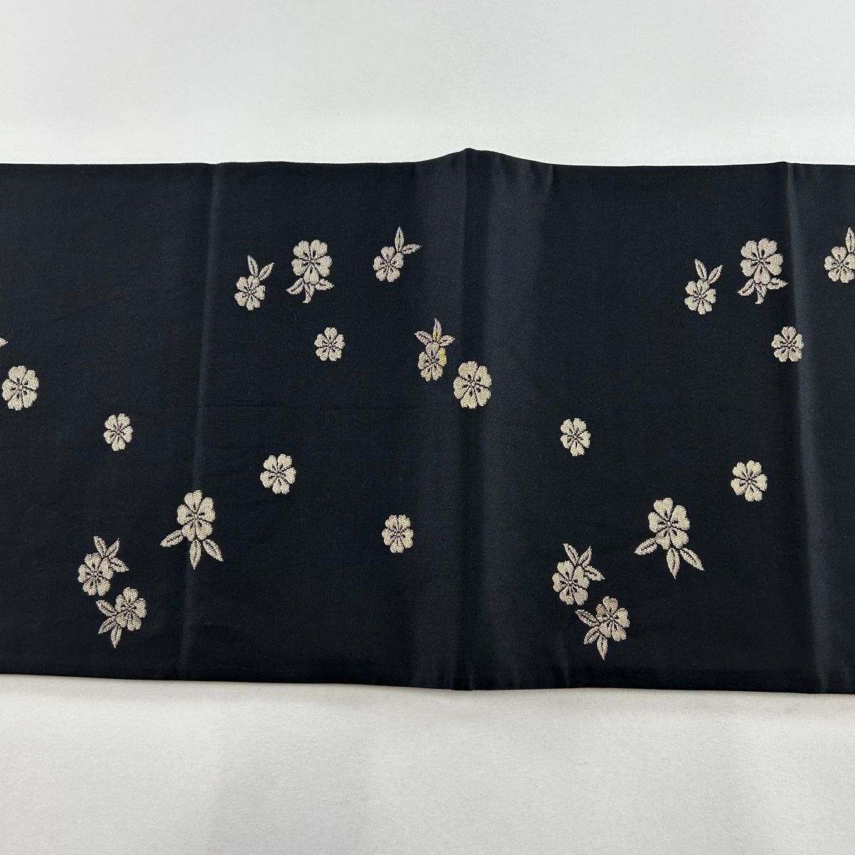 美品　桜柄の振袖 袋帯セット r534.jpg