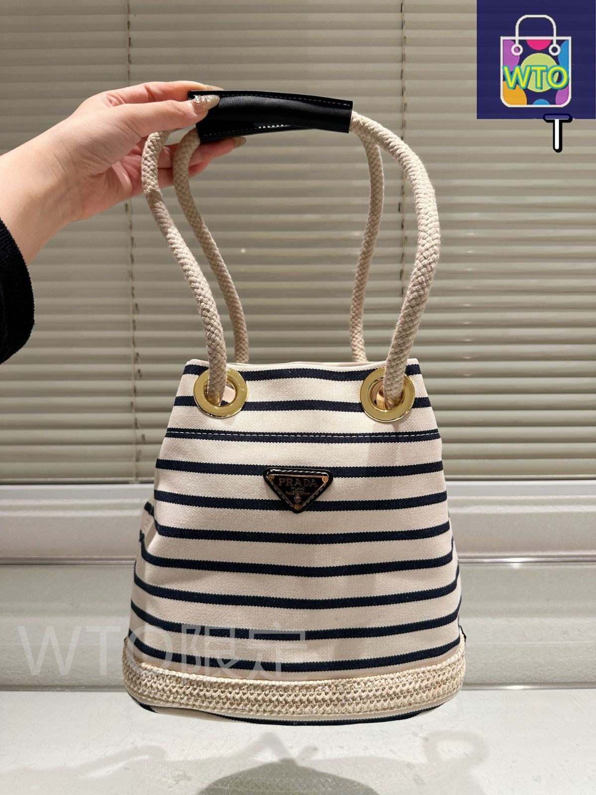 今日特価】Prada プラダ ストローシリーズ カジュアルで多目的で