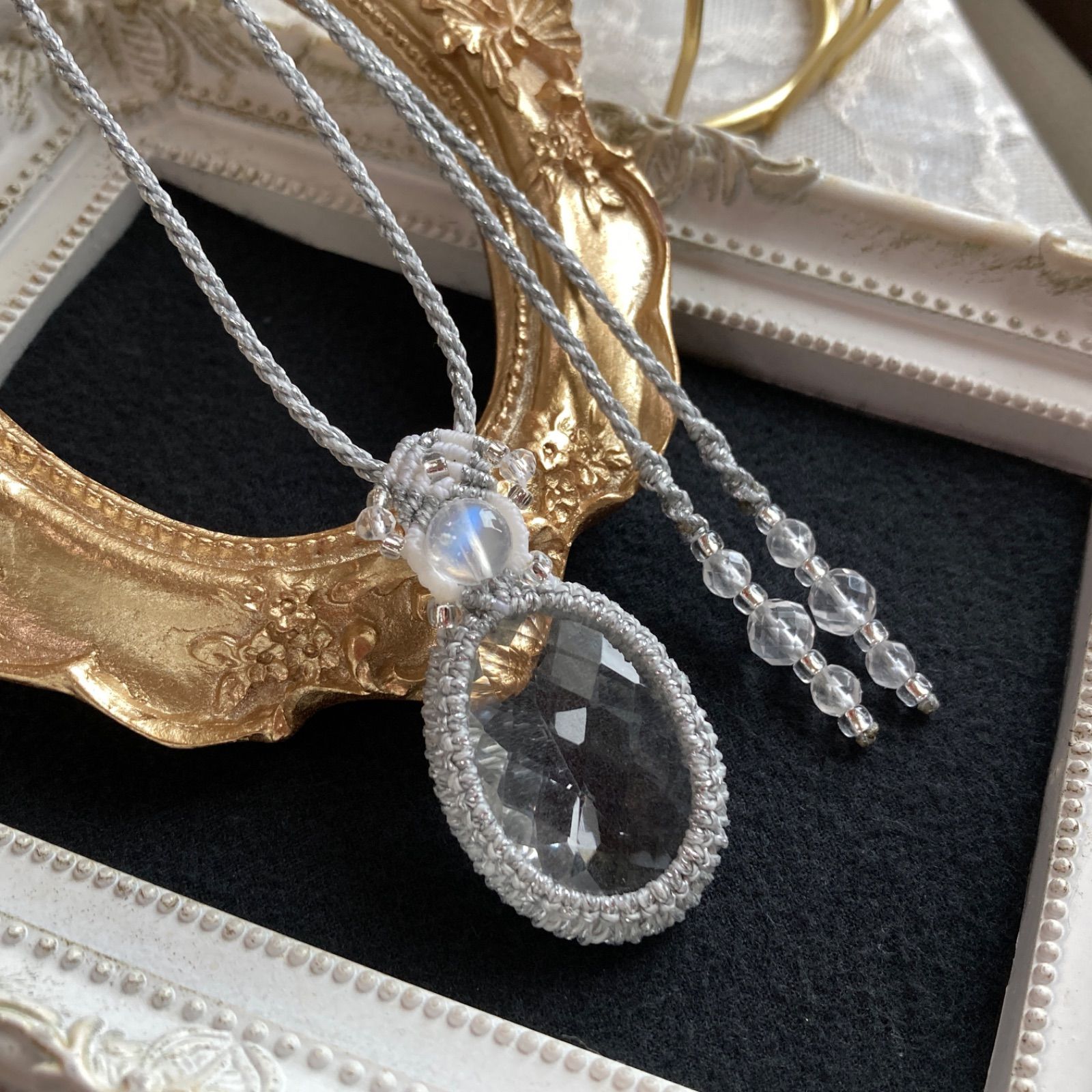 マクラメネックレス