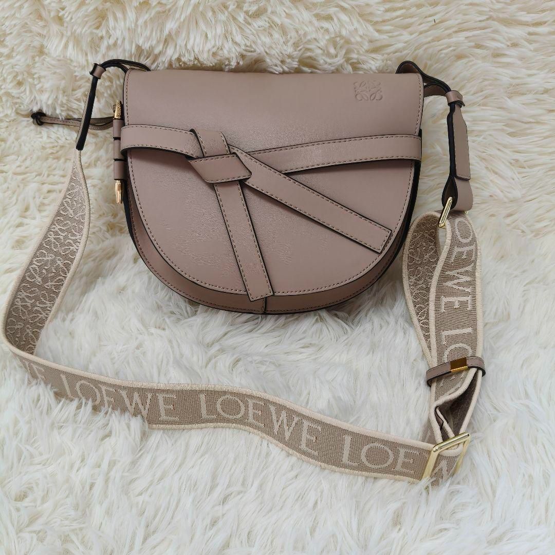 LOEWEロエベゲートショルダーバッグ