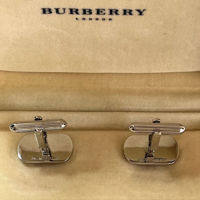 超美品】BURBERRY [バーバリー] タイピン・カフスボタンセット