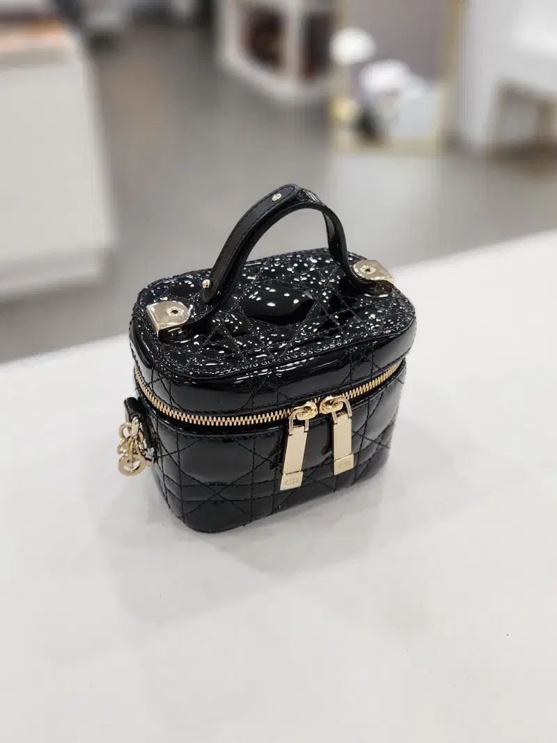 クロスバック A0935