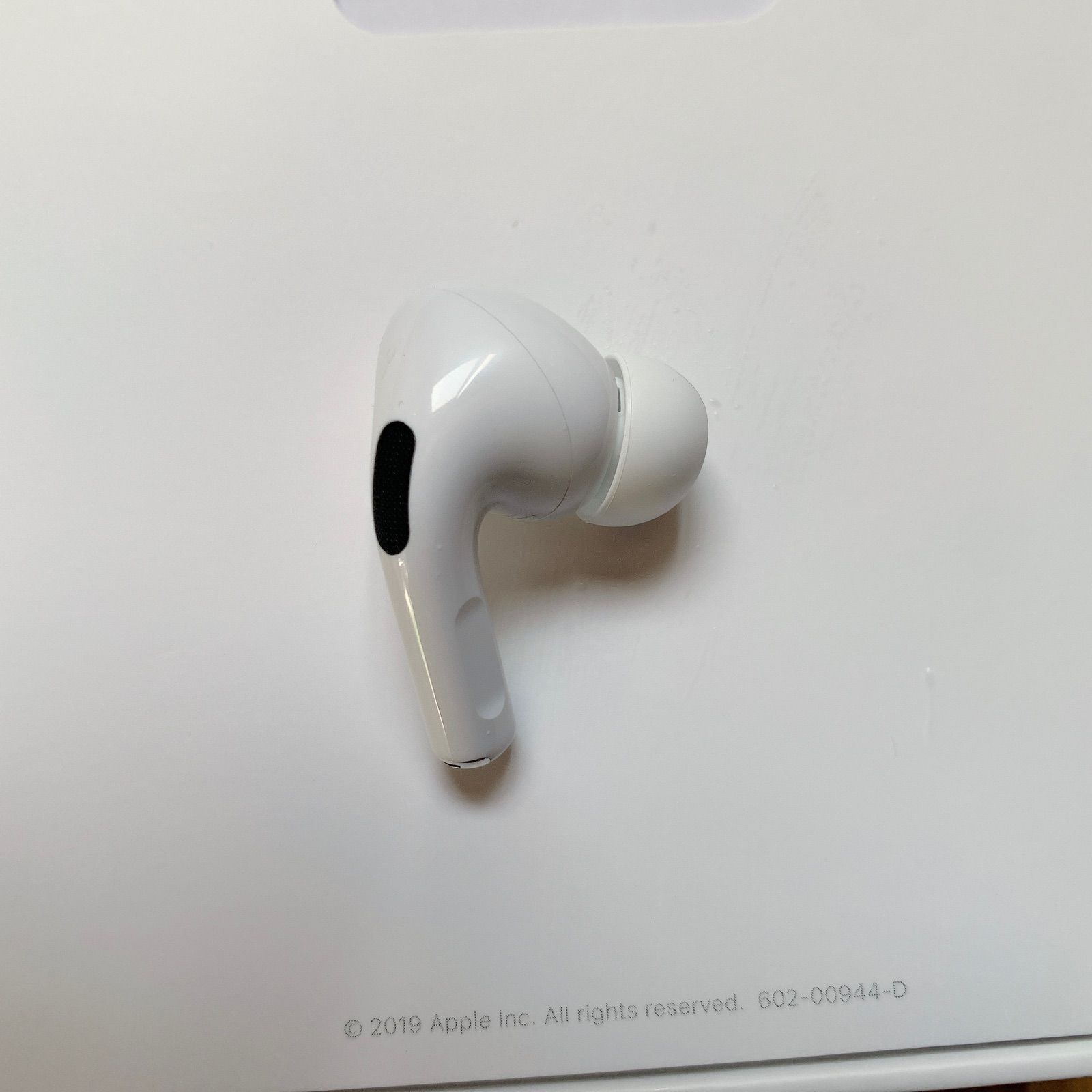 極美品 エアーポッズプロ AirPods Pro 右耳 MWP22J/A 片耳 - メルカリ