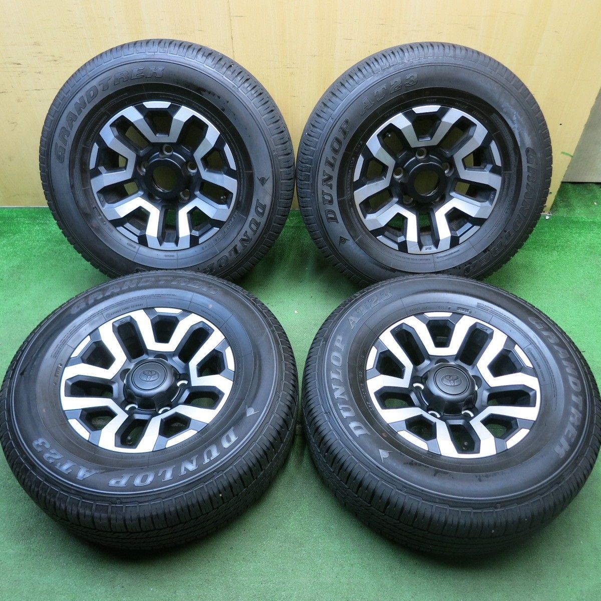 【ほぼ新品】AT23 265/70R16 ランクル70外し ほぼ新車外し！24年☆トヨタ 70系 ランクル 純正 265/70R16