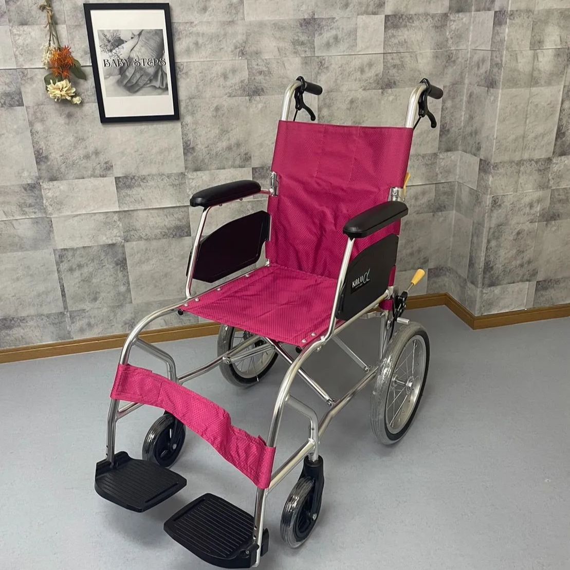 日進医療器 車椅子 自走 カルアルファ 自走用車いす KALU8α(カルハチアルファ) Cパッケージ［NA-L8α C
