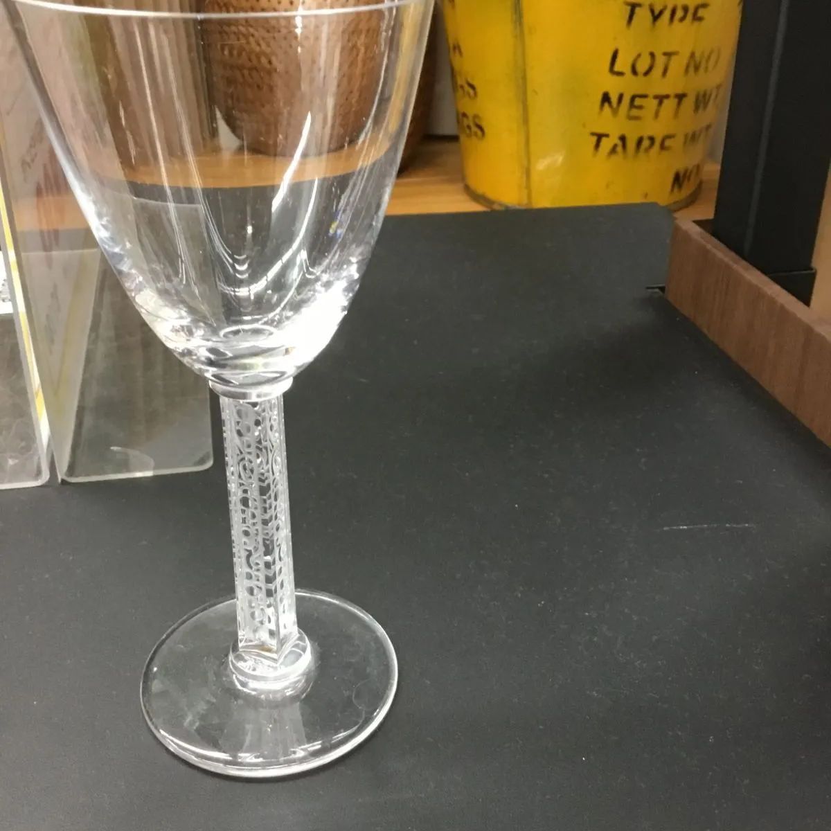 未使用 LALIQUE ラリック ファルスブール 廃盤 ワイングラス 