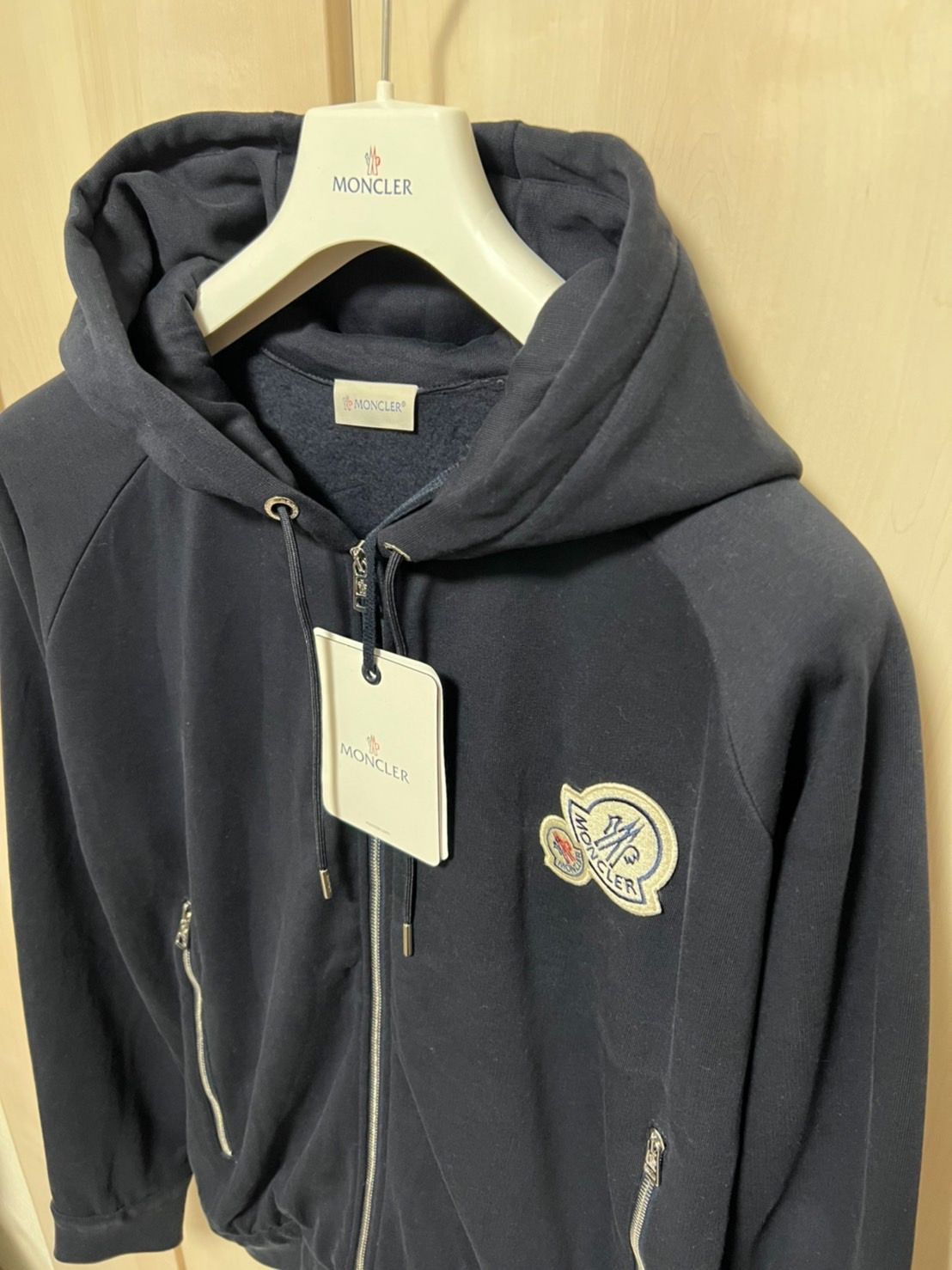 ☆新品未使用タグ付き・本物保証☆MONCLER ダブルロゴワッペン