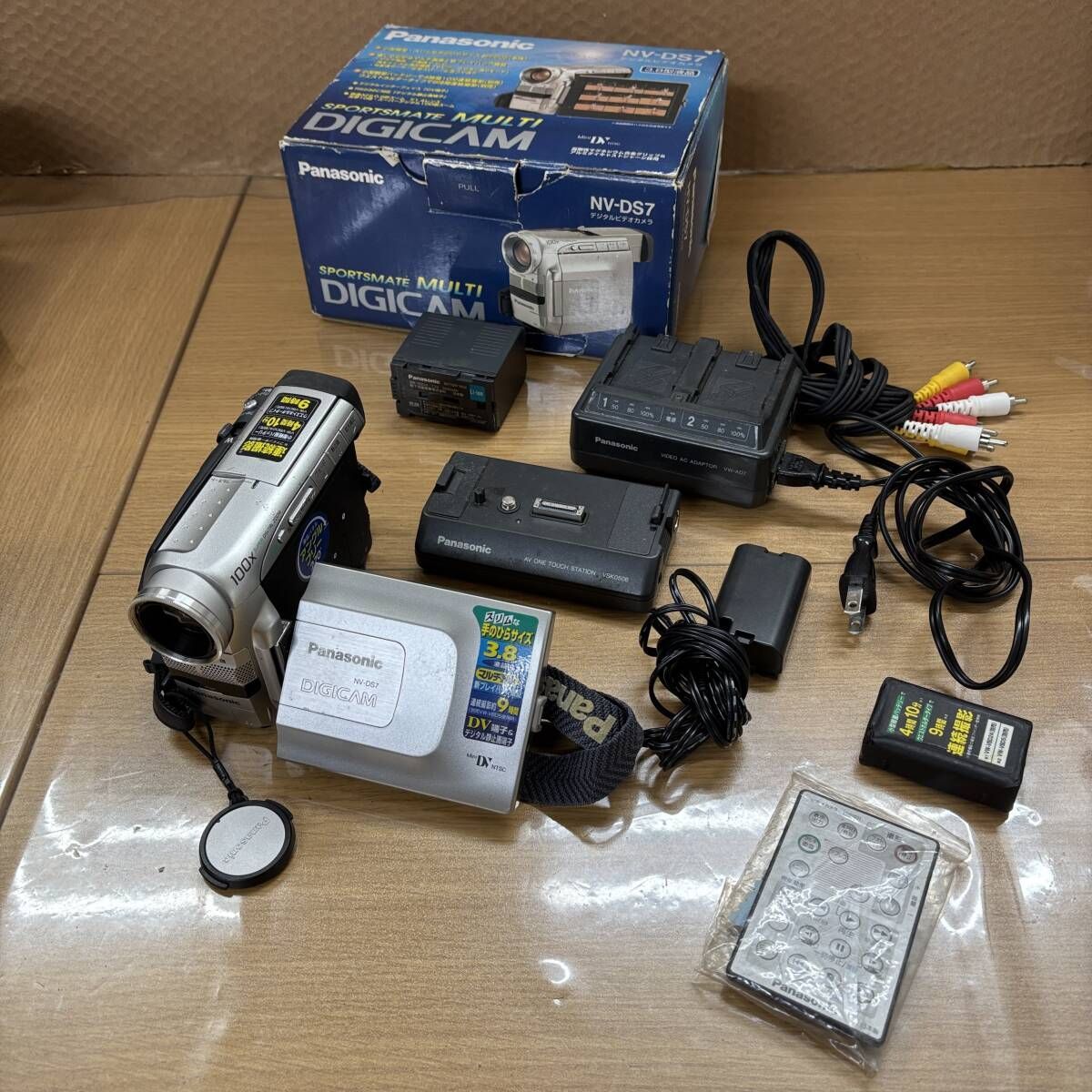 まとめ ビデオカメラ5台＋バッグ付き