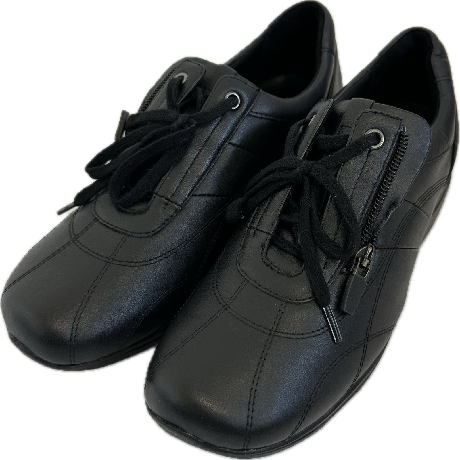 z1397 【美品】Pedala by asicsぺダラバイアシックス スニーカー