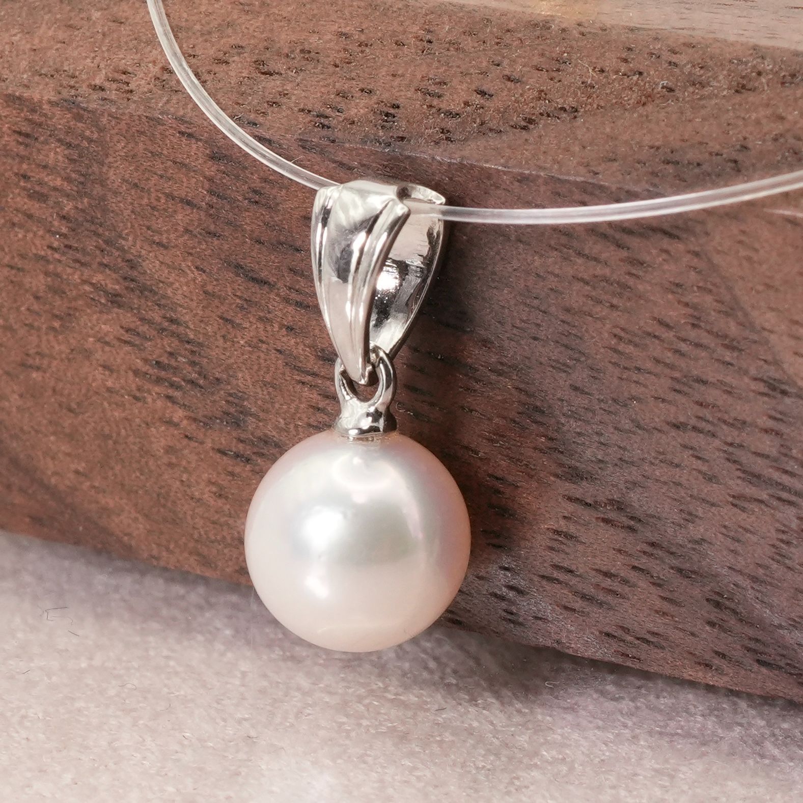 K14WGネックレストップ K14WG 黒蝶真珠のネックレストップ