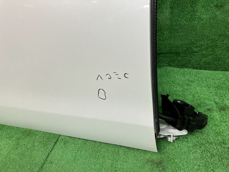 タント LA610S 右リアドア X SA 4WD ニホンイタ M31Q8 67003-B2210 W24  