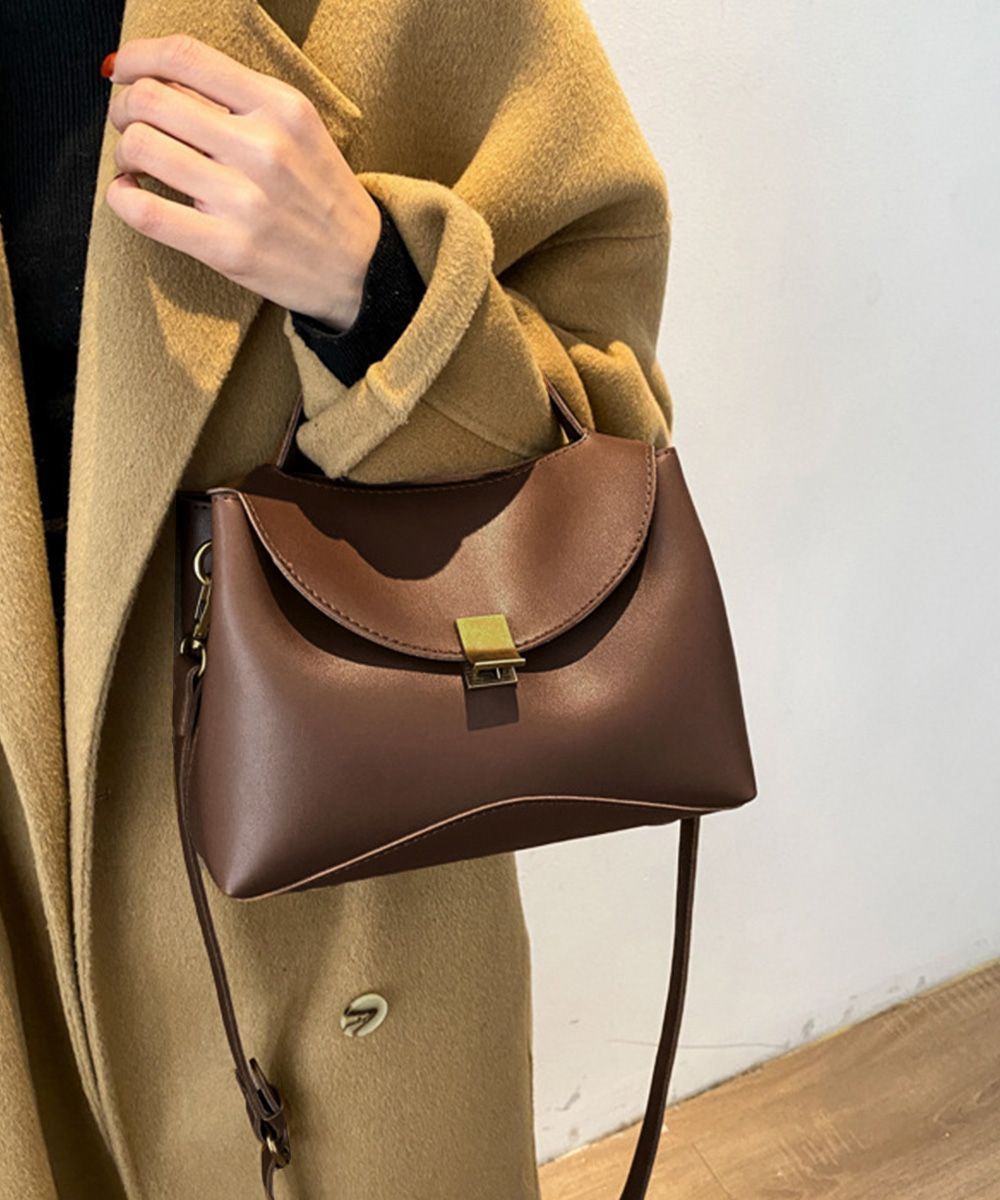 廃盤モデル ショルダーバッグ 斜めがけ ハンドバッグ