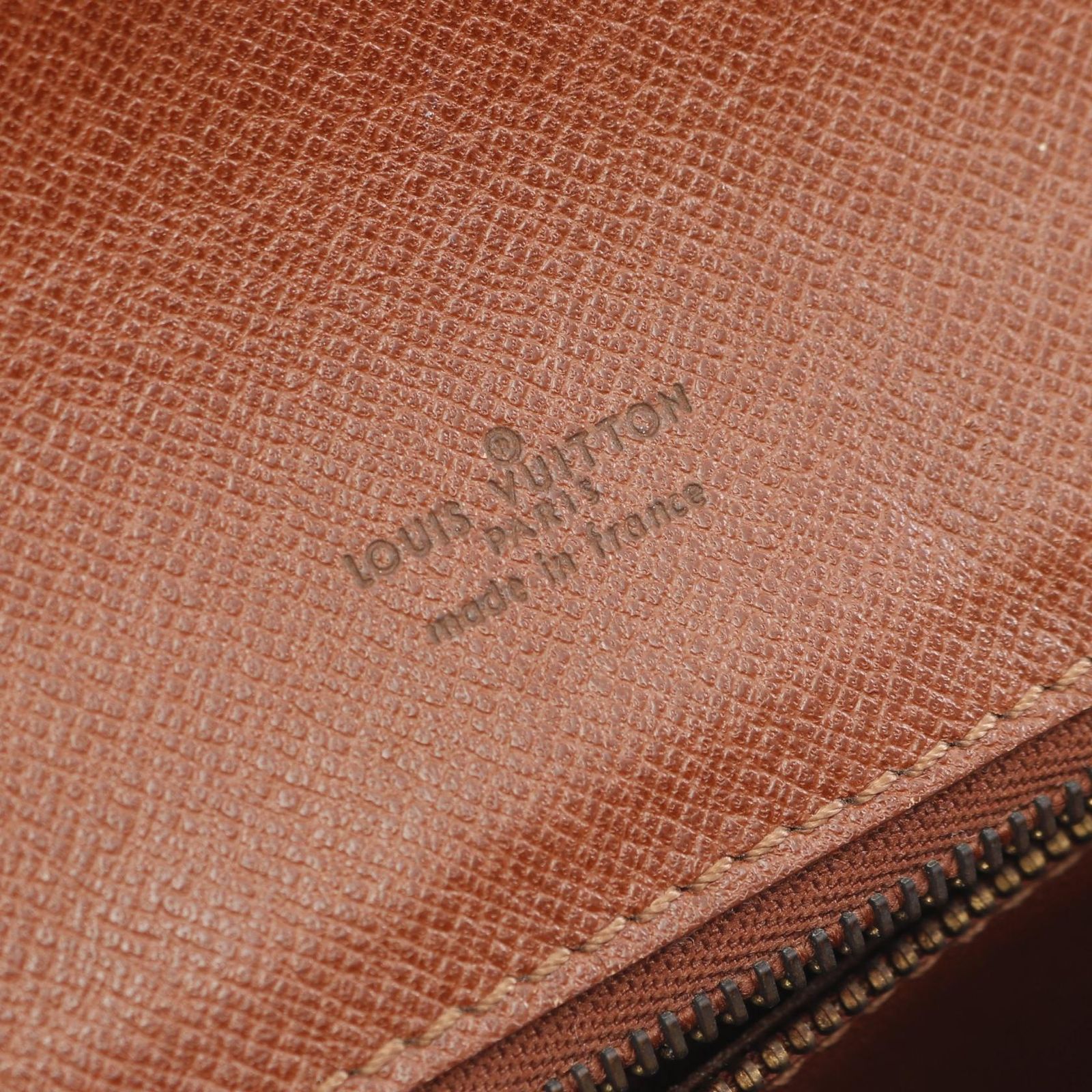 VUITTON