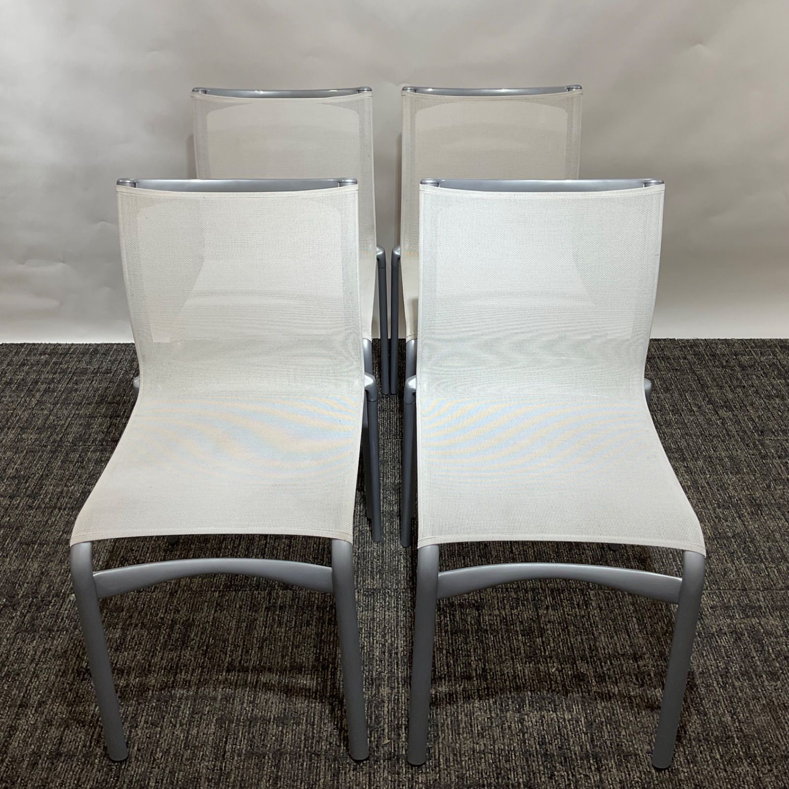 Cassina・カッシーナ】Alias HIGHFRAME・アリアス ハイフレーム