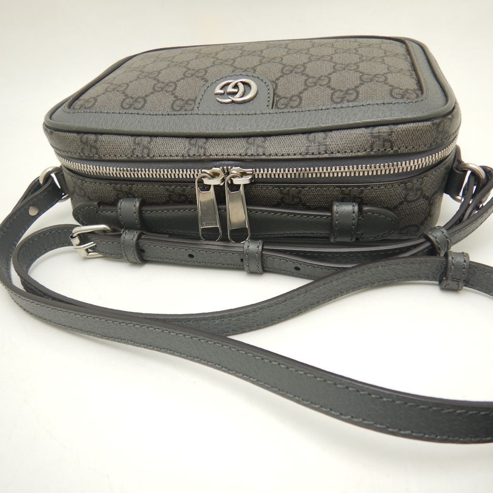 希少色✨ GUCCI ボディバッグ GG キャンバス レザー 斜めがけ シルバー GUCCI グッチ ボディバッグ ウエストバッグ GGキャンバス