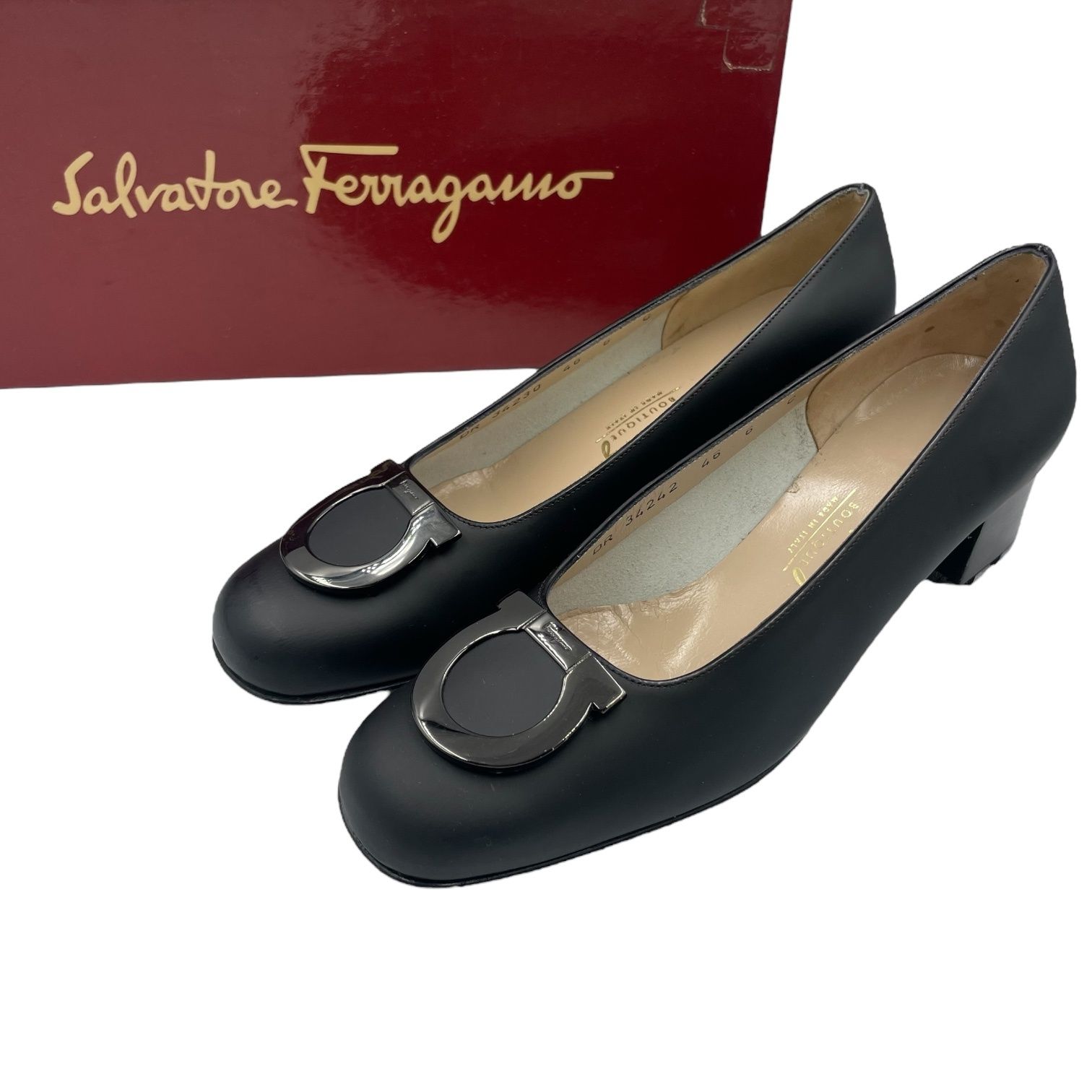 未使用品 Salvatore Ferragamo フェラガモ パンプス レザー ガンチーニ 