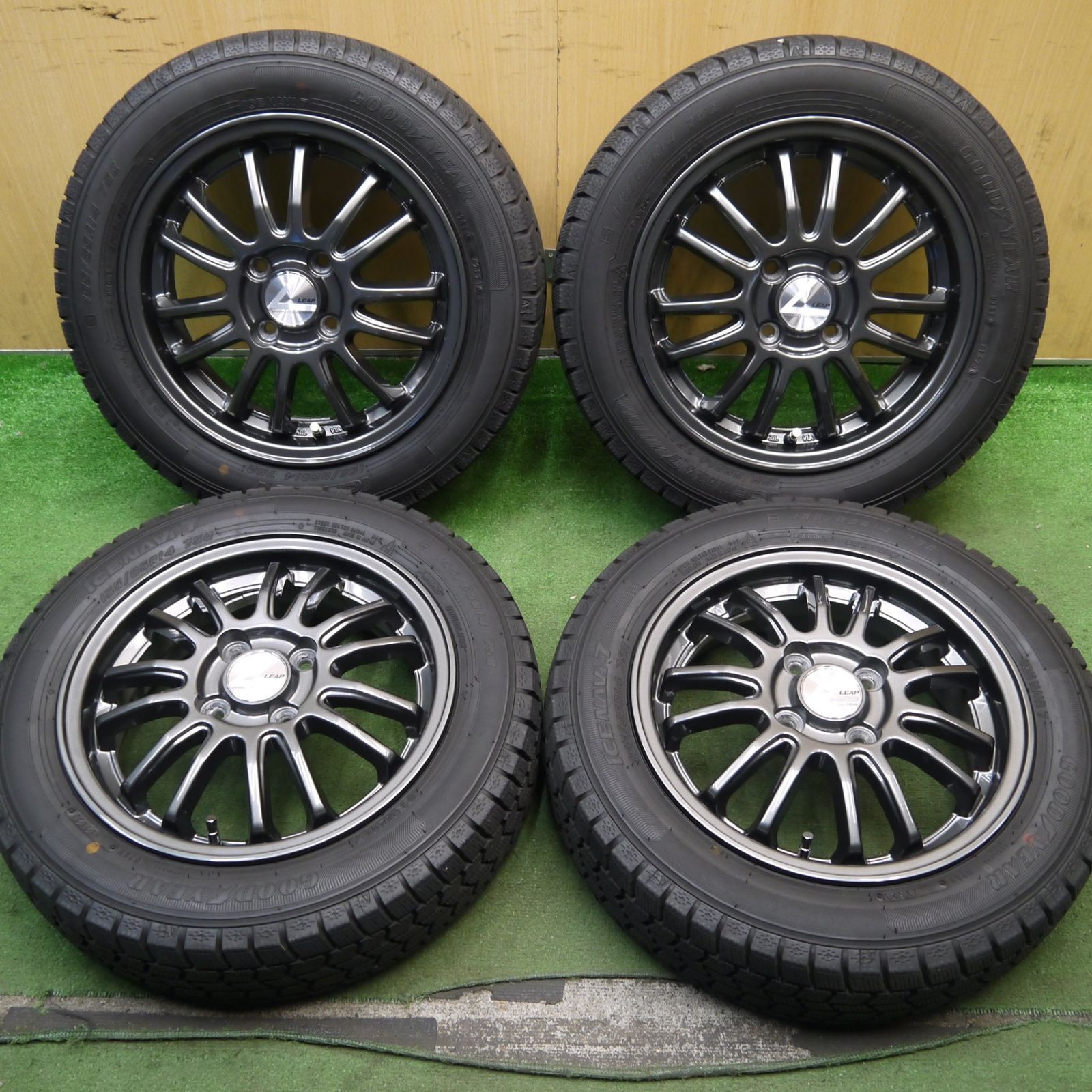 バリ溝！キレイ！9分☆155/65R14 ヨコハマ BluEarth-GT AE51 スチール 
