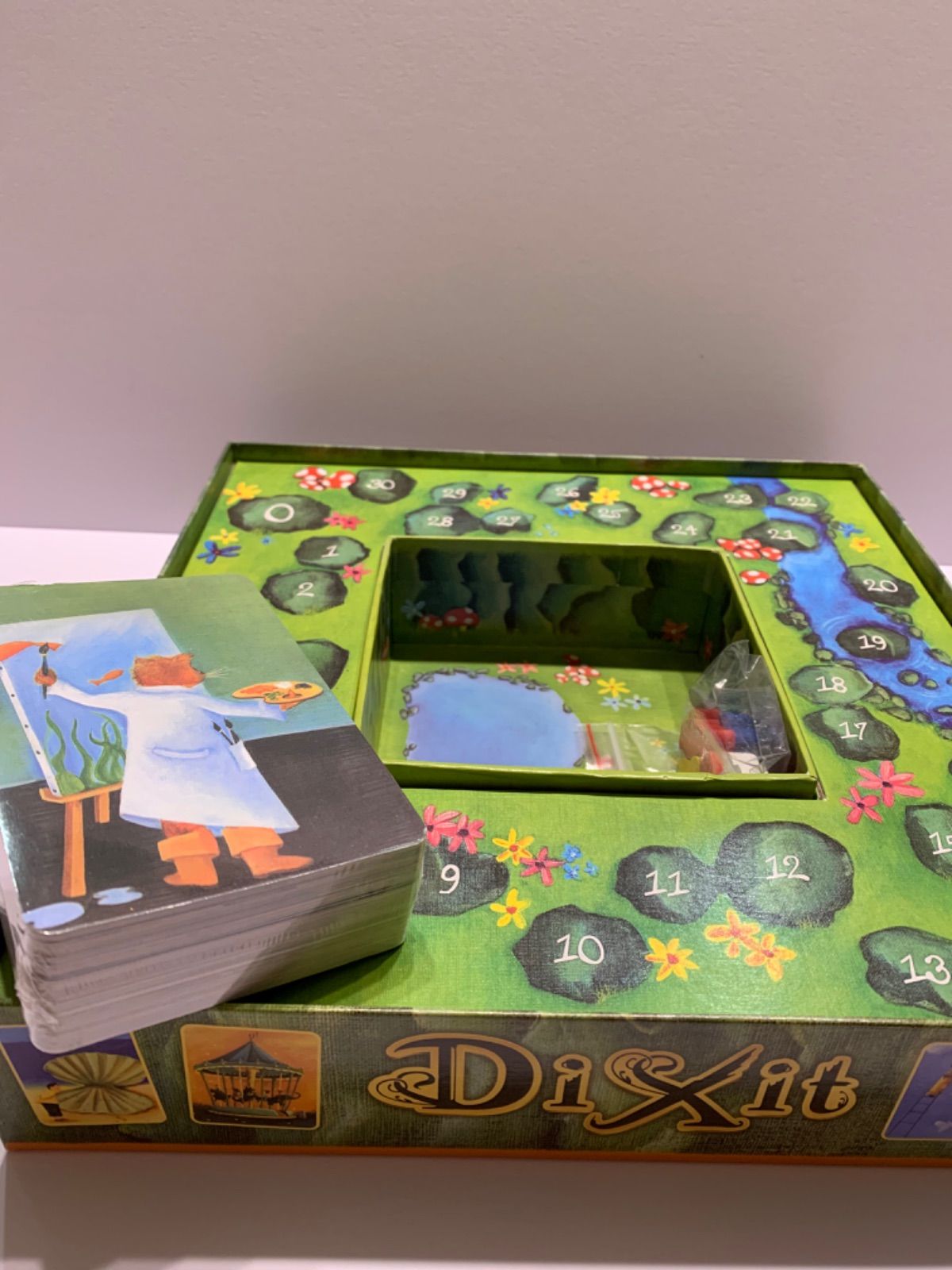 新品未開封】Dixit（ディクシット）【日本語説明書付き】大人気ボードゲーム - メルカリ