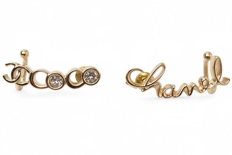 シャネル ピアス CHANEL アクセサリー COCO|ロゴ ラインストーン ゴールド A22