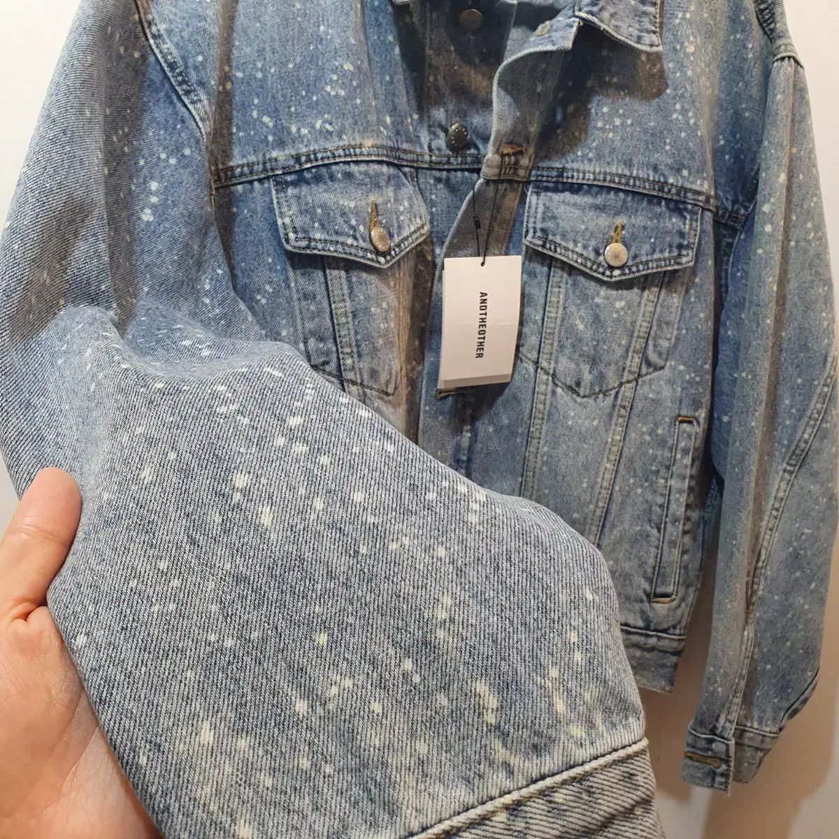 アンディアザー フリンジ デニムジャケット