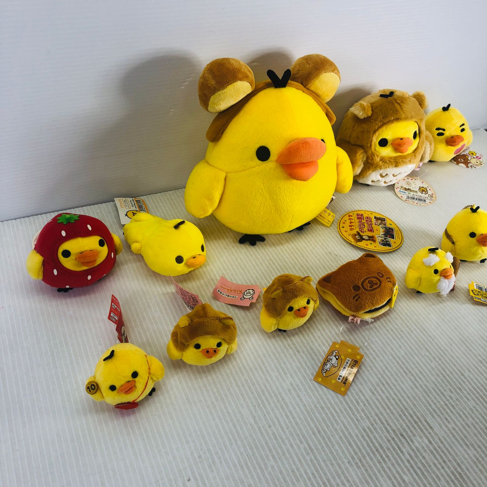 リラックマ ハグぬいぐるみ キイロイトリ Amazon.co.jp: リラックマ 「パジャマパーティー」 ぬいぐるみ