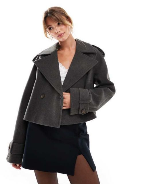 【送料無料】 エイソス レディース ジャケット・ブルゾン アウター  DESIGN cropped formal trench coat in charcoal Chocolate