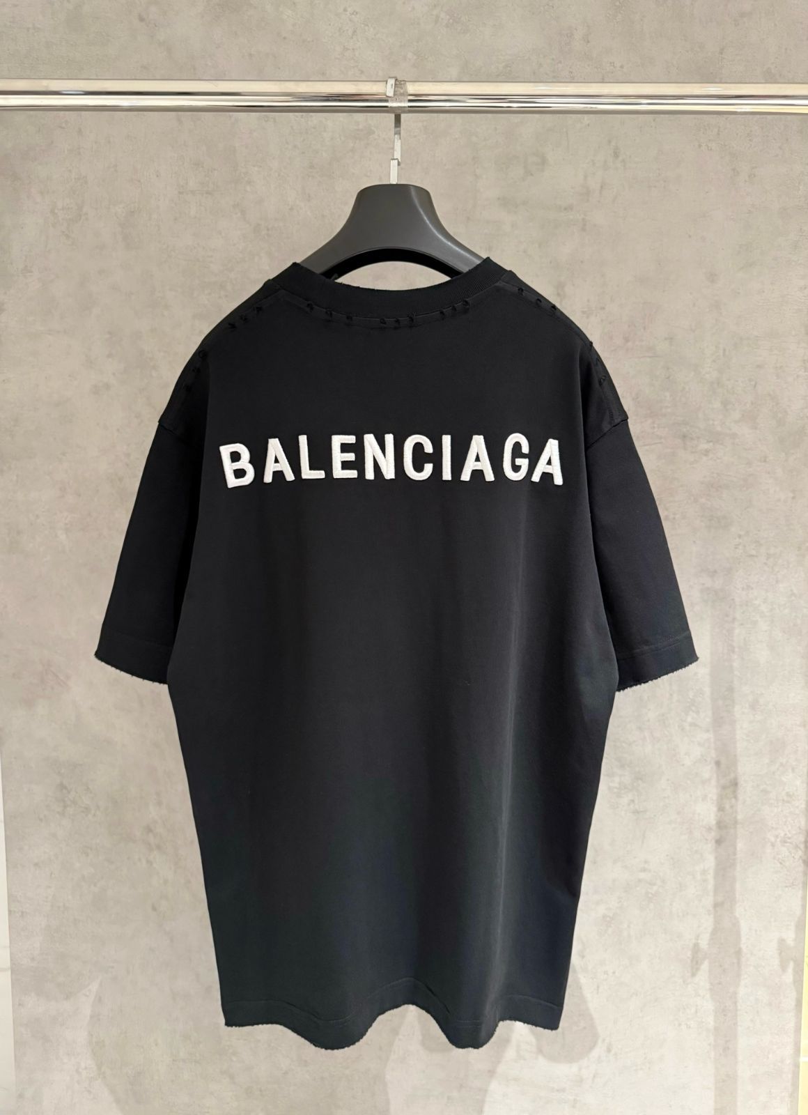 BALENCIAGA ロゴ刺繍 半袖Tシャツ Balenciaga バレンシアガ 夏の新作ロゴ刺繍半袖Tシャツ男女兼用