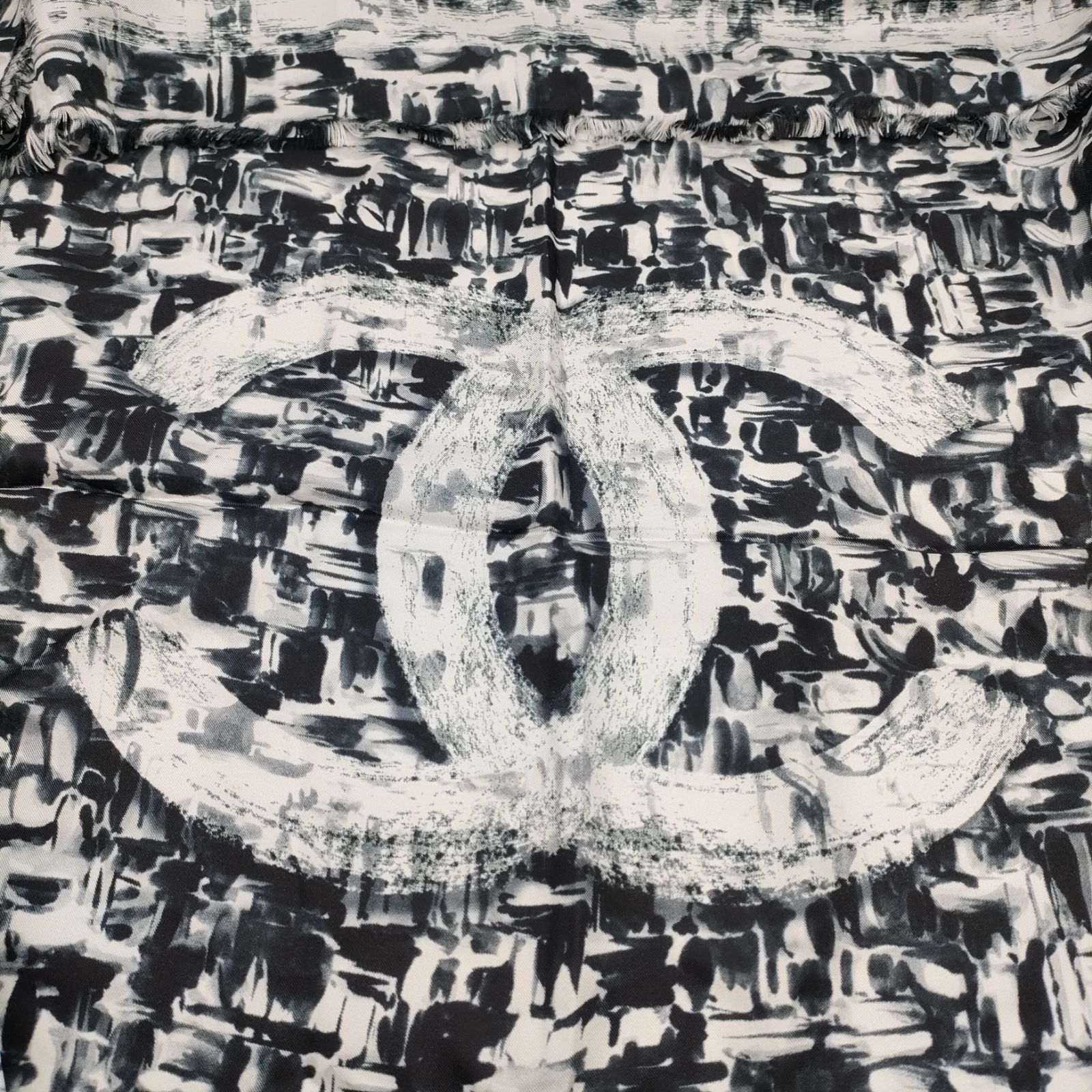 CHANEL ロゴプリント ストール シャネル Chanel ココマーク ツイード転写 プリント シルク 大判