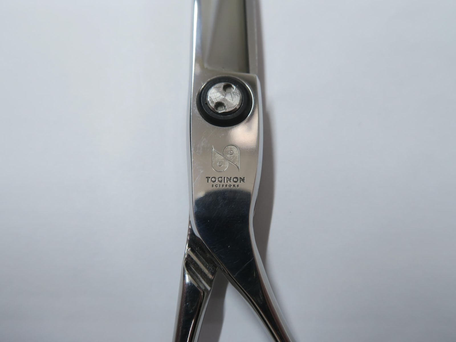 トギノンシザー　　 classic SEVEN 7インチ classic seven TOGINON 7ｲﾝﾁｵﾌｾｯﾄ | 理美容ハサミの研ぎ・製造