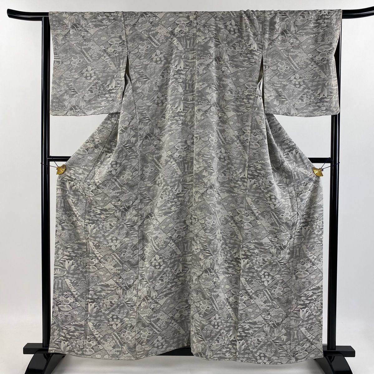 小紋 身丈157.5cm 裄丈67.5cm L 袷 山岡古都 紋意匠 落款 草花 波 灰色  