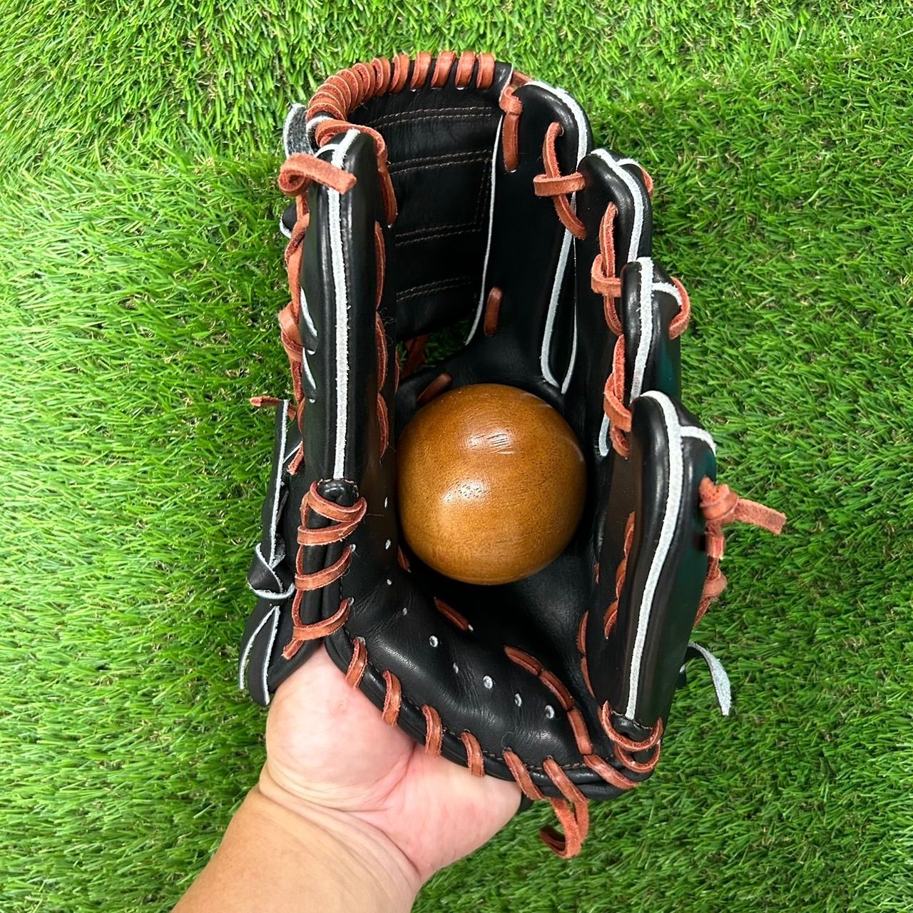 SALE！クランプスclamps 軟式硬式兼用グローブ 内野用（中