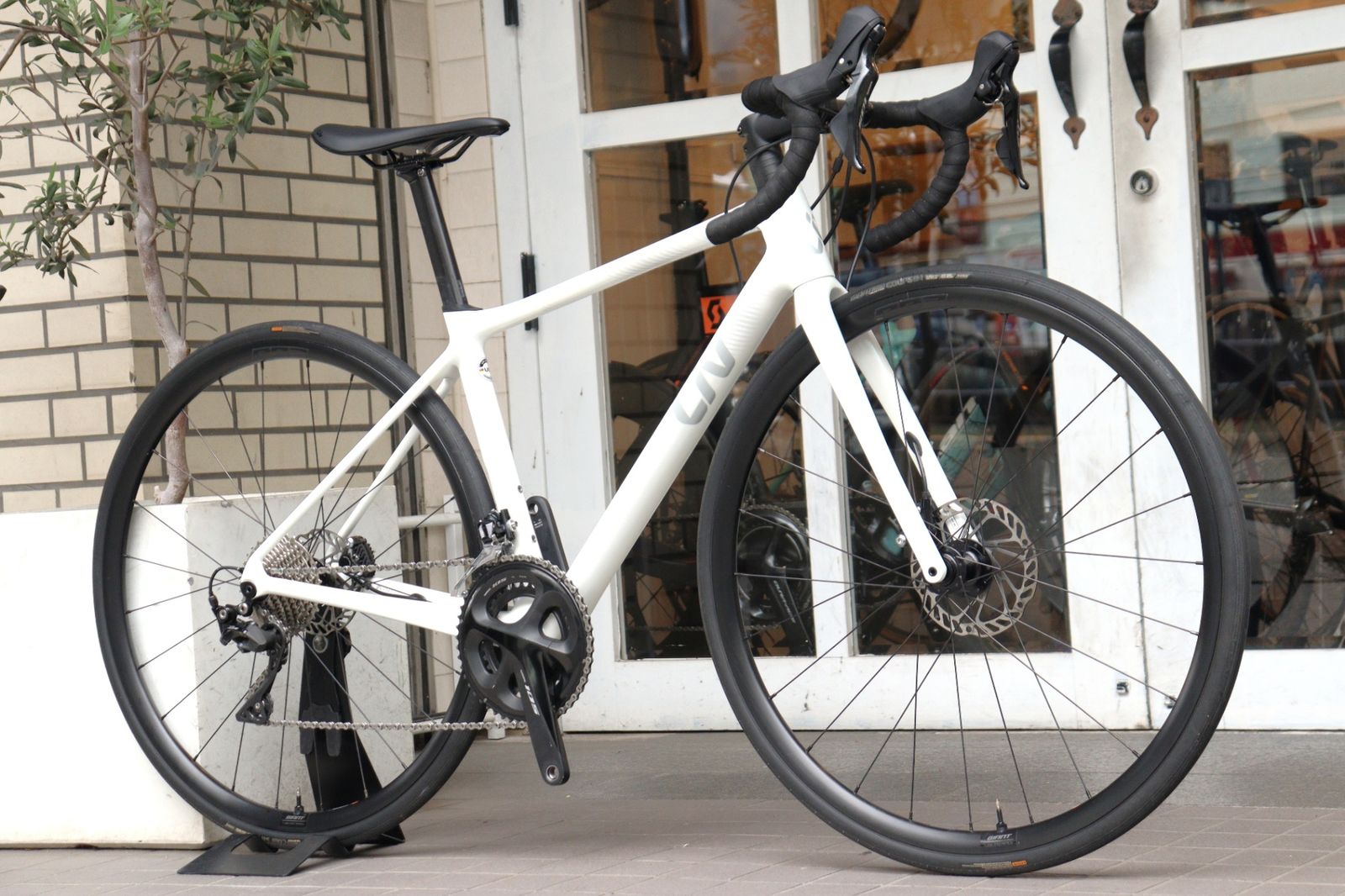 ジャイアント GIANT