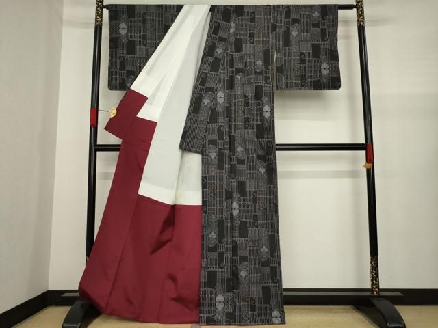 平和屋着物○本場大島紬 一元絣 樹林風景文 黒地 正絹 逸品 AAAY9059ck