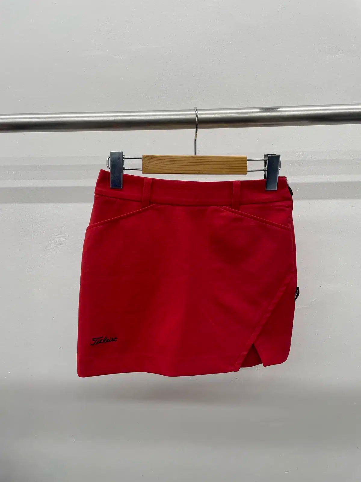 レディース タイトリスト ゴルフ ツアーフィット スカート 61 24 サイズ