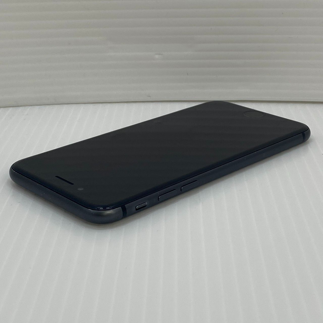 ☆iPhone8 アウトレット スペースグレー64GB（MQ782J/A）☆SIMロック