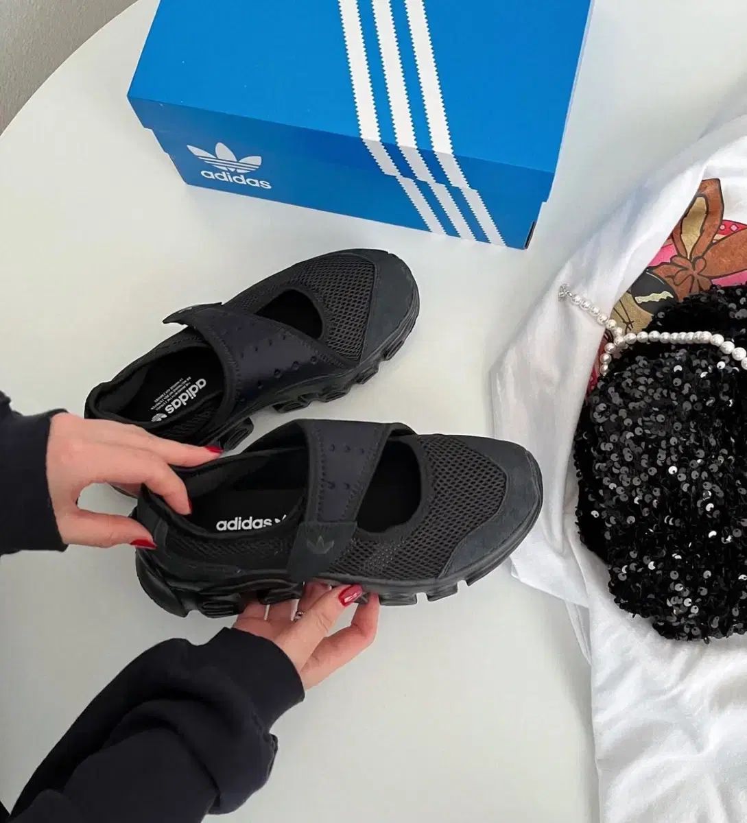 adidas(アディダス) アディフォーム MARY JANE(メリージェーン) 230 新品