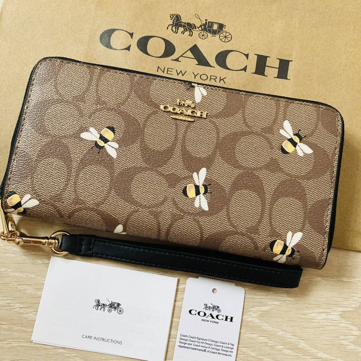 ★ COACH コーチ 8675 長財布　シグネチャー リストレット ビープリント カーキ ハチ　蜂　アコーディオン　ラウンドジップウォレット ★A