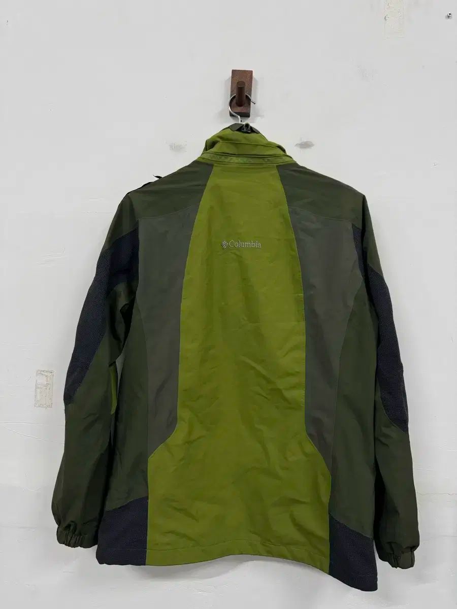 即発送) Columbia コロンビア オムニテック アウトレット ウィンド
