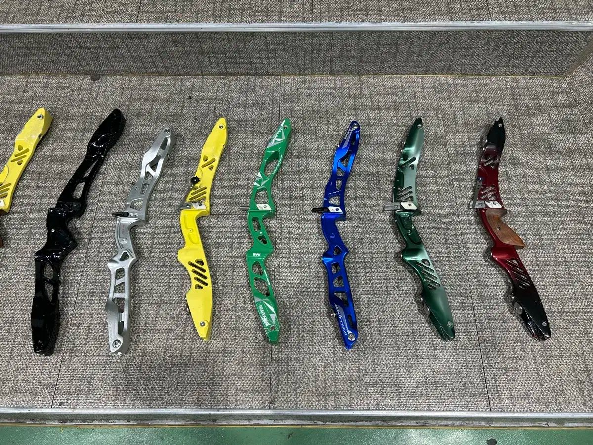 格安通販サイト。 アーチェリー リカーブする ライザー 販売 価格比較でお得にお買物。