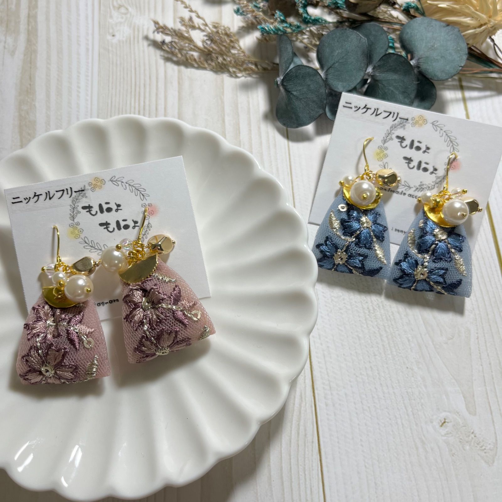 さくら柄 インド刺繍リボン ピアス イヤリング - メルカリ