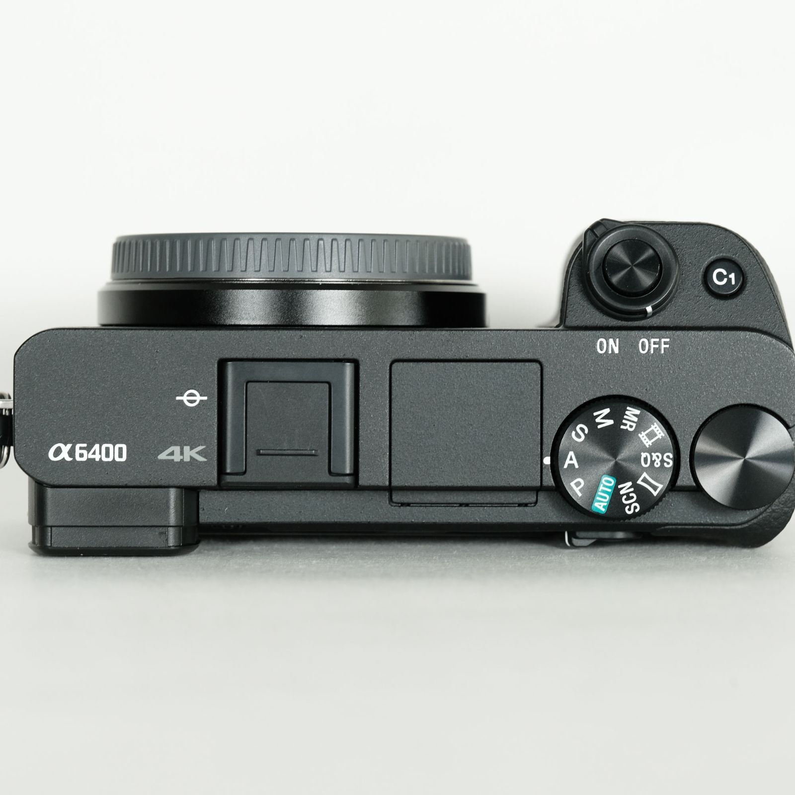 SONYα6400 ILCE−6400＋トラベルチャージャーキット