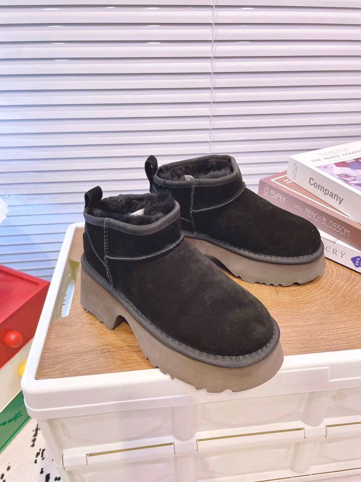 2023FW  革タグ 撥水 防汚性をプラス 【CLASSIC MINI II】【 ugg 国内正規商品 】 ugg classic mini UGG( アグ ）ugg クラシック ミニ 2【 BLACK 】 ugg ムートンブーツ 正規品 ウィメンズ