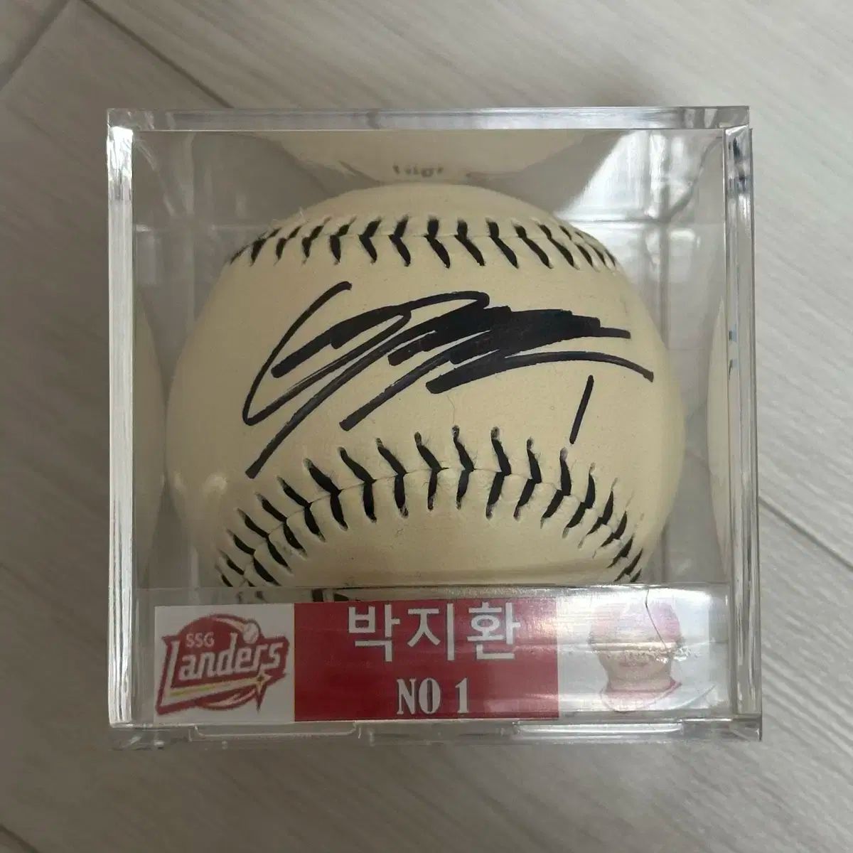 SUPERNOVA（超新星）ソンジェ　直筆サインボール SUPERNOVA（超新星）ソンジェ 直筆サインボール