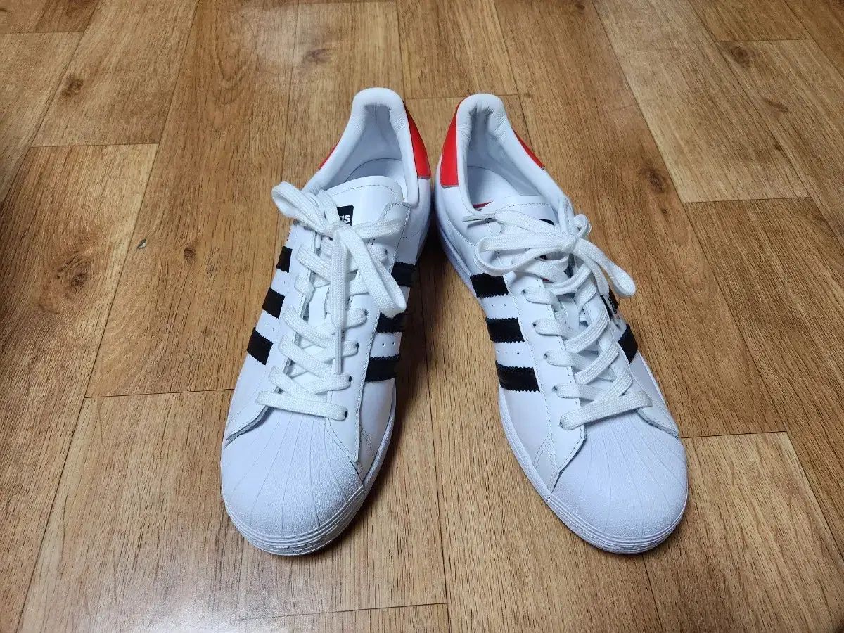 adidas アディダス スーパースターラン