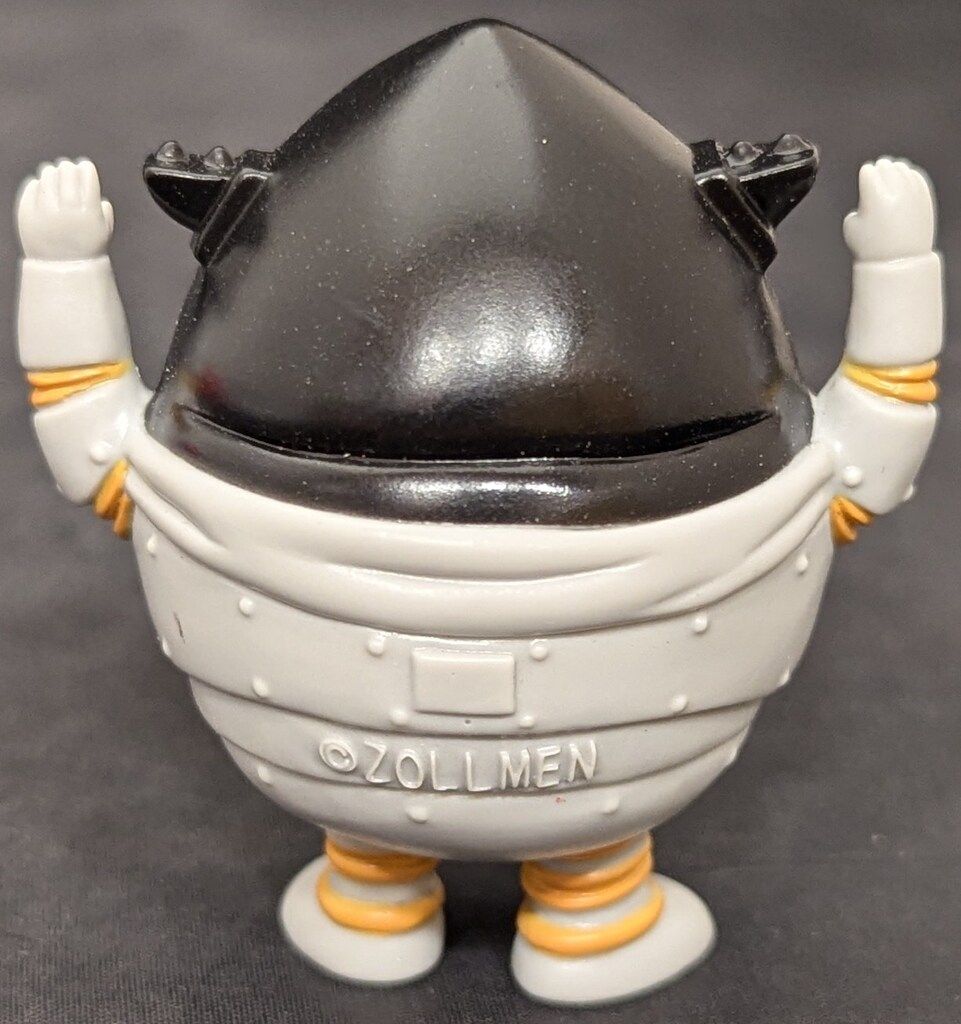 MEDICOMTOY VAG シリーズ3 ZOLLMEN マッドバロン 灰 - メルカリ