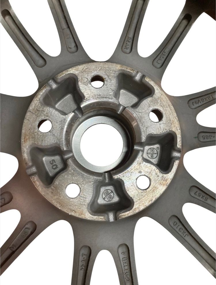 グッドイヤー EAGLE