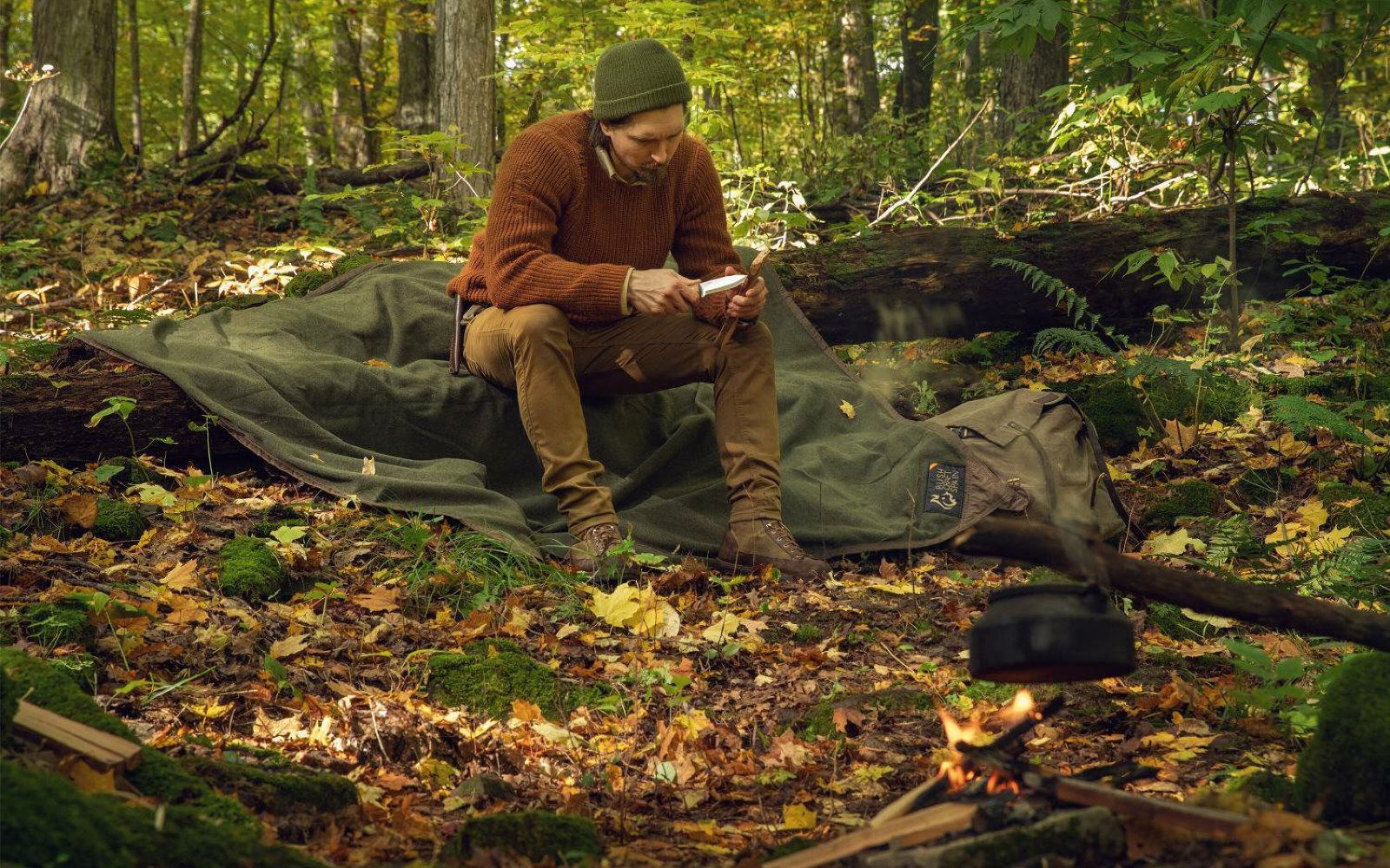 ブッシュクラフトスペイン オイルスキン＆ウール グラウンドシート グランドシート グリーン 2 x 1 5 m Bushcraft Spain 軍幕 タープ