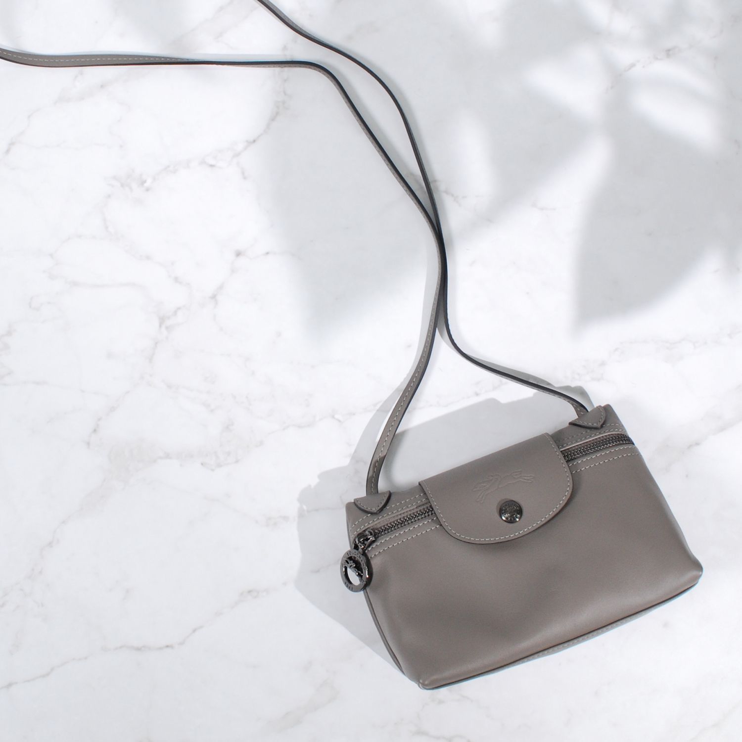 新品未使用】Longchamp ロンシャン ショルダーバッグ LE PLIAGE EXTRA 