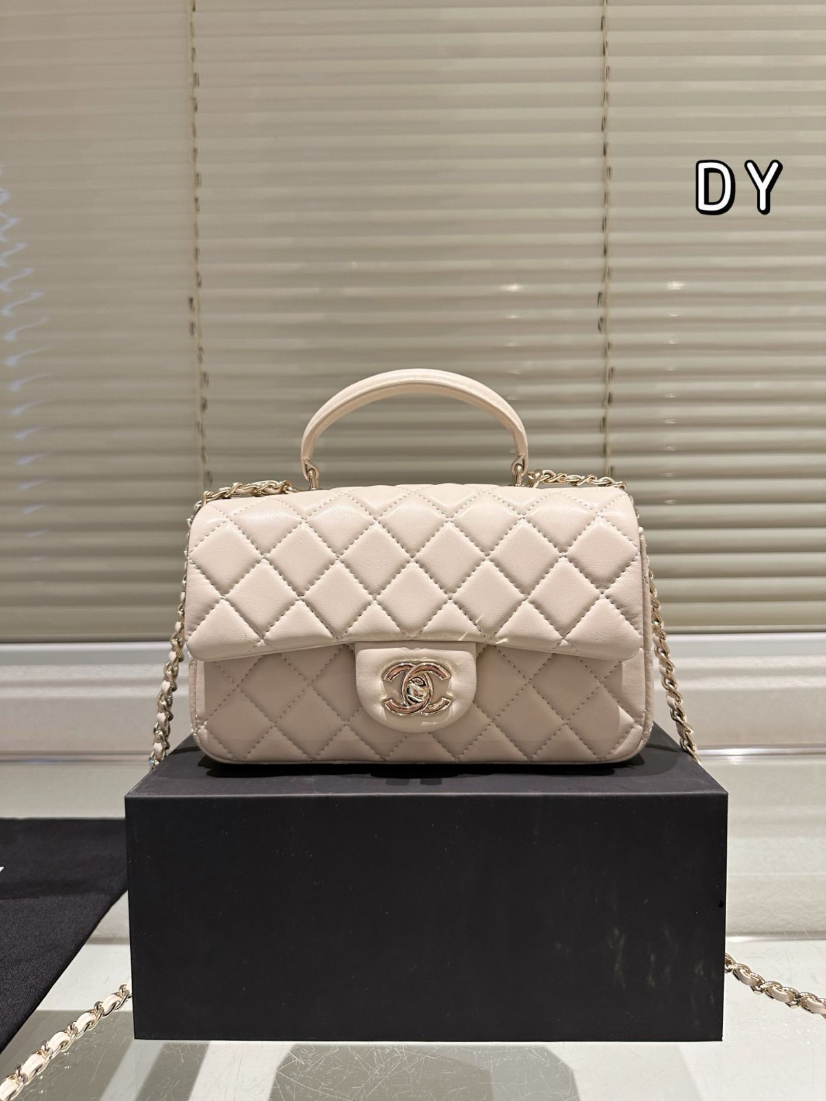 ◆希少◆VINTAGE◆【CHANEL】2020*Timeless Micro*ラム*バッグ CHANEL ミニ CF ハンドルバッグ - ラムスキン 20×12×6cm [本日