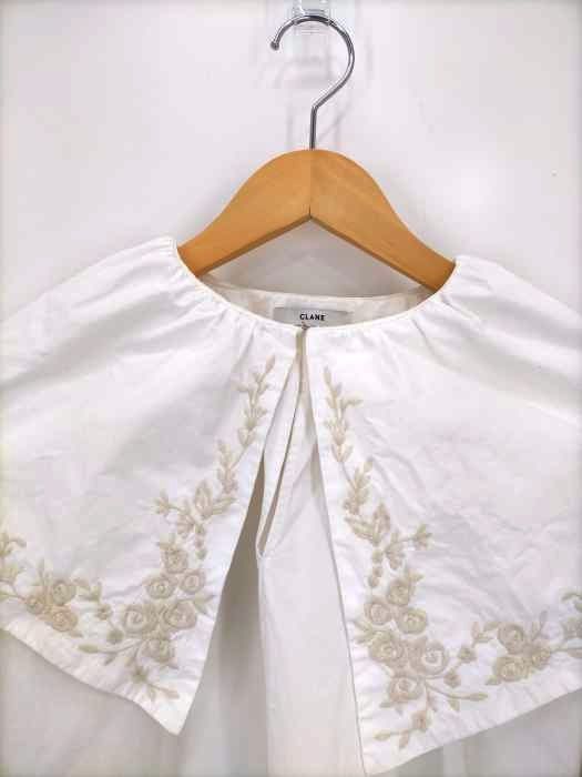 CLANE(クラネ) BIG COLLAR EMBROIDERY TOPS レディース JPN：1  中古 古着 0513 クラネ CLANE BIG COLLAR EMBROIDERY TOPS レディース JPN：1